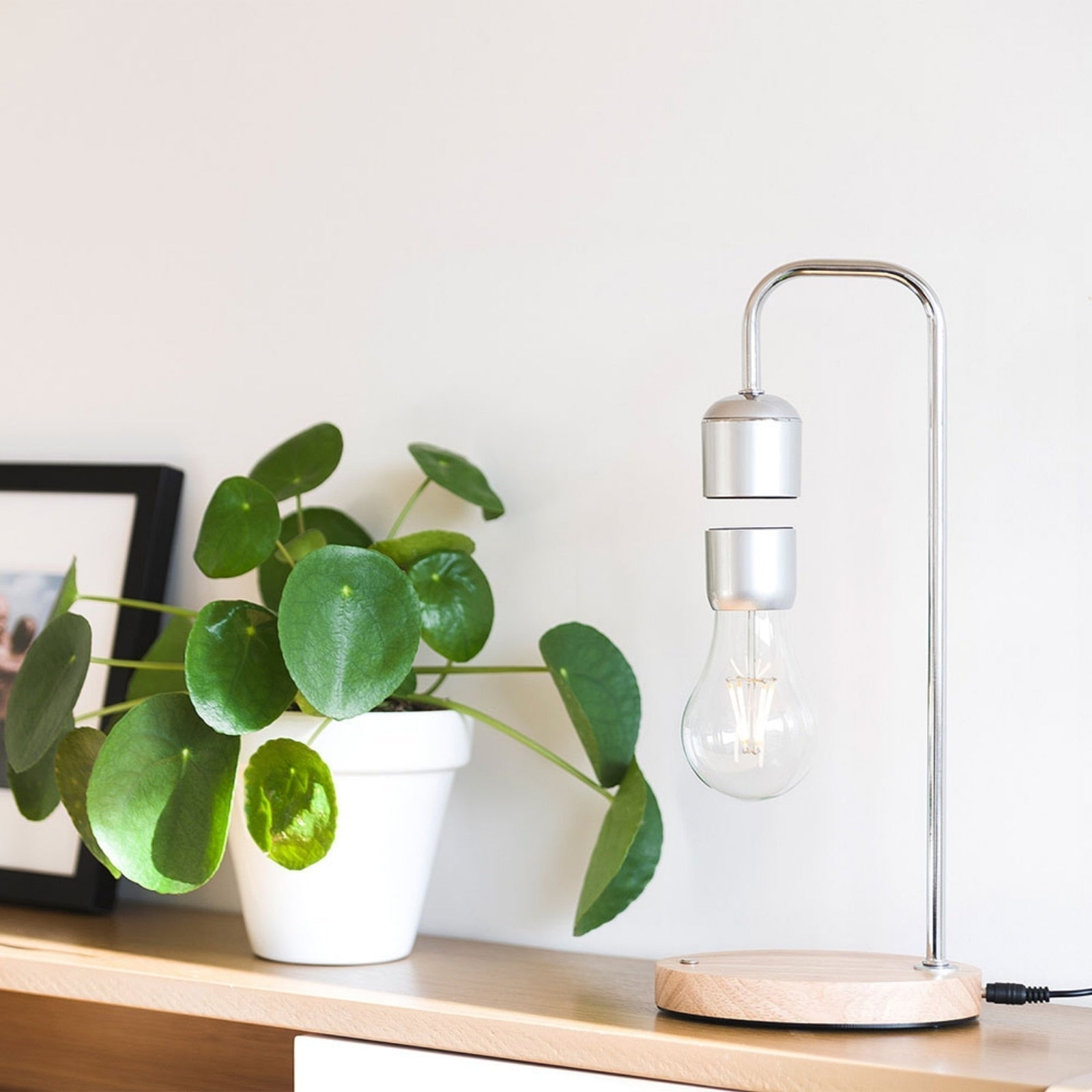 Levitating Smart Lamp | HomeHarborz